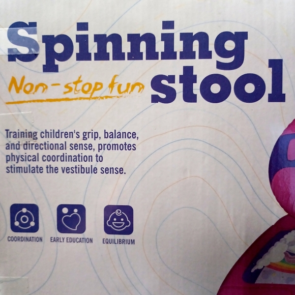 Sit & Spin Plays music 🎵🎶 - Picture 5 of 11